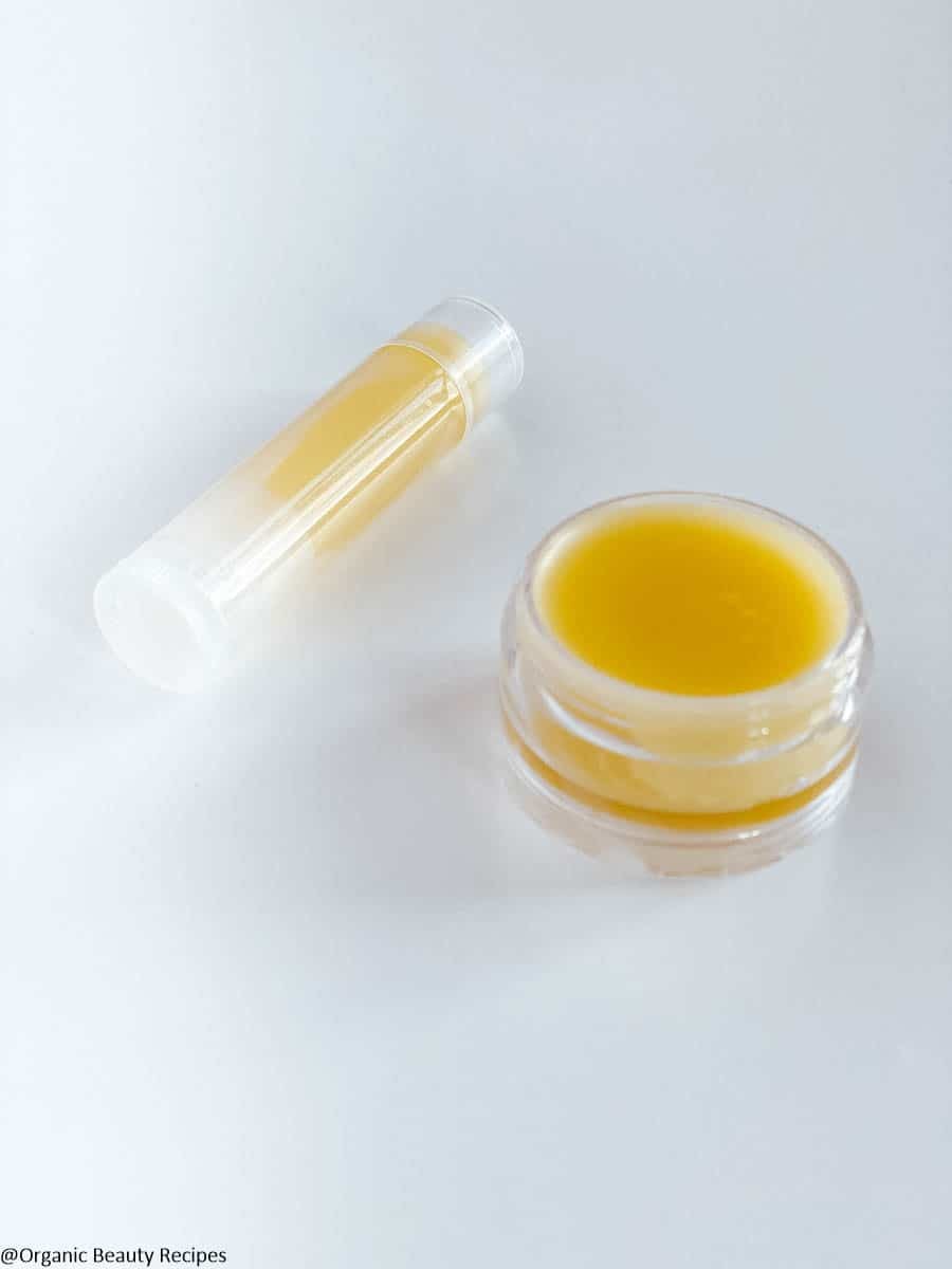 How to make beeswax and honey lip balm – Navmi Foods