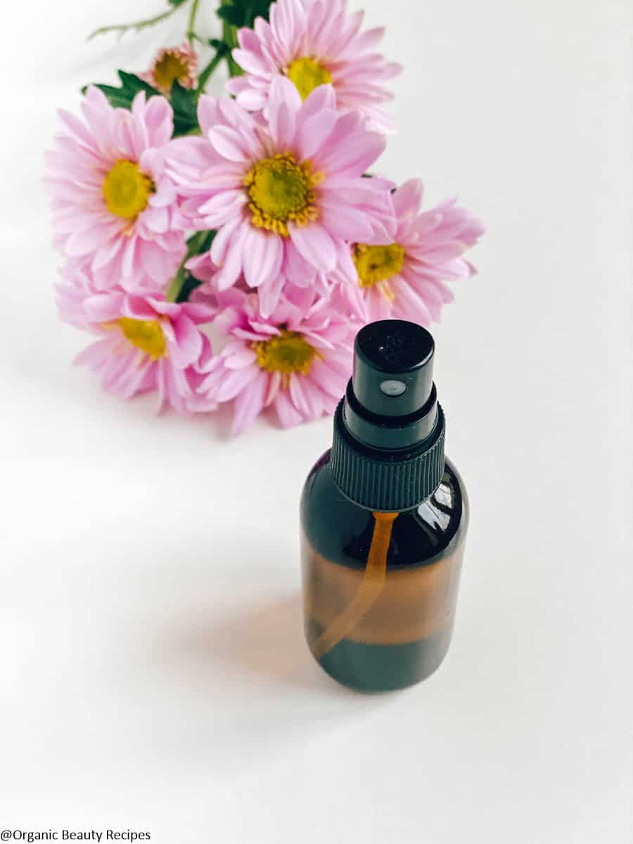 How to make an essential oil spray